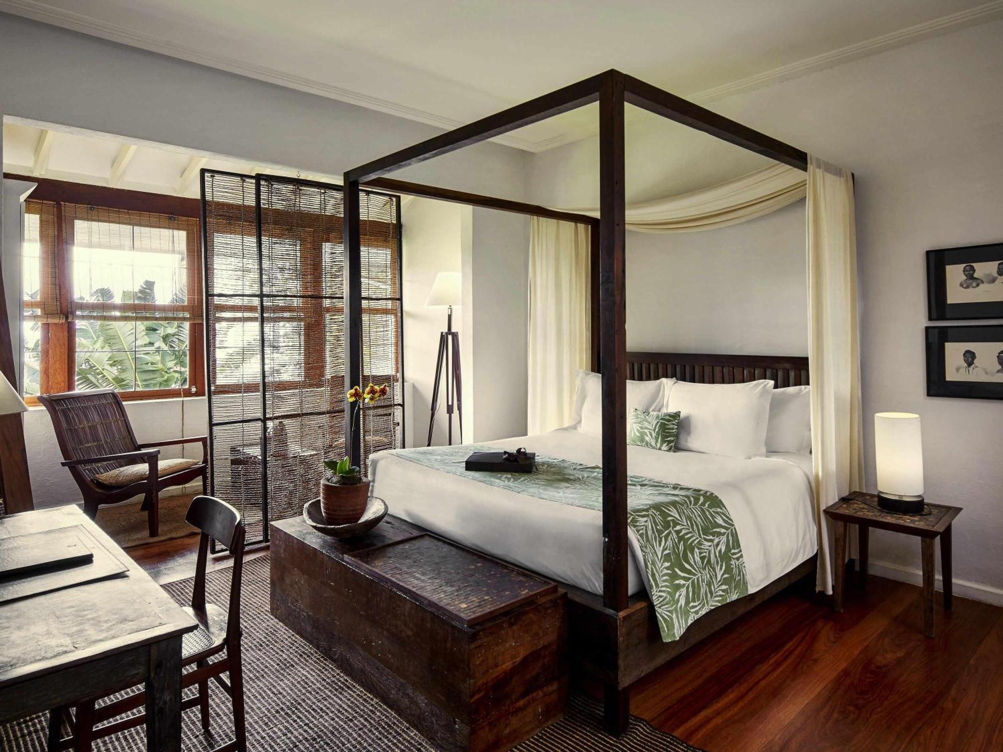 Junior King Suite with Lounge and View,1717011182:JPEG